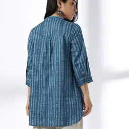 siyahi Women Striped Relaxed Fit Shirt image 3
