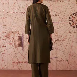 lakshita Women Embroidery Straight Kurta Set image 3