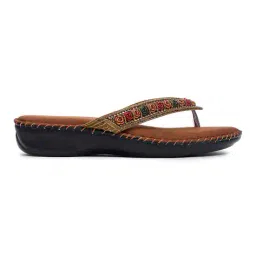 trase Women Slip-On Flat Sandals image 3
