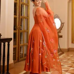 jkanji Women Floral Print Flared Kurta Suit Set image 3