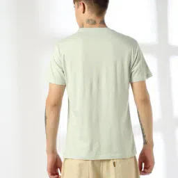 dnmx Men Typographic Print Regular Fit Crew-Neck T-Shirt image 3