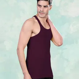 trudam Men Round-Neck Sleeveless Vest image 3