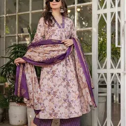 svaraa Women Floral Print A-Line Kurta Suit Set image 3