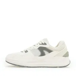 red tape Men Colourblock Low-Top Lace-Up Sneakers image 3