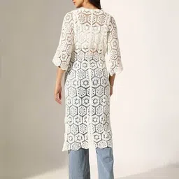 showoff Women Regular Fit V-Neck Shrug image 3