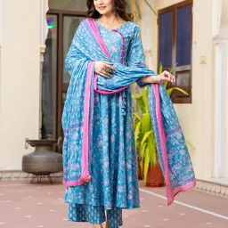glam roots Floral Flared Kurta Set image 4
