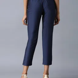 w Women Trousers image 4
