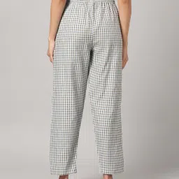 kryptic Women Pack of 2 Checked Relaxed Fit Pyjamas image 4