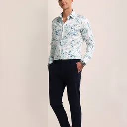 u.s. polo assn. Men Printed Regular Fit Cotton Shirt image 4