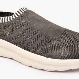 performax Slip-On Walking Shoes image 4