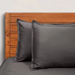 saral home Cotton Queen-Size Bedsheet with Pillow Covers image 4