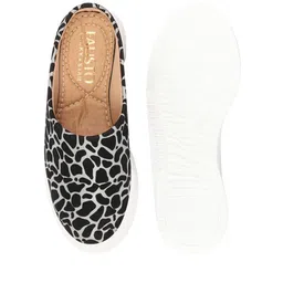 fausto Women Round-Toe Slip-On Shoes image 4