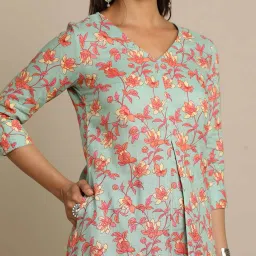 acai Printed V-Neck Straight Kurta image 4