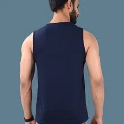 neonomad Men Graphic Print Sleeveless Vest image 4