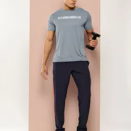 turnfit Men Straight Track Pants with Insert Pockets image 4