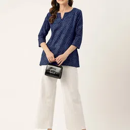 feranoid Women Floral Print Relaxed Fit Tunic image 4