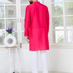 see designs Men Embroidered Regular Fit Long Kurta with Mandarin Collar image 4