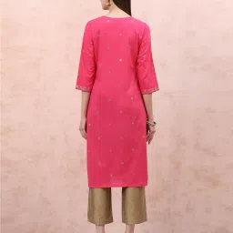 rangriti Women Floral Print Straight Kurta image 4