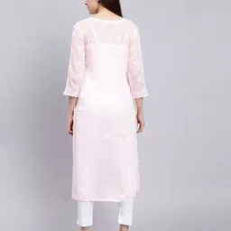 sevachikan Women Embroidered Straight Kurta image 4