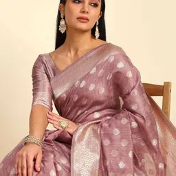 soch Women Saree with Woven Motifs & Contrast Border image 4