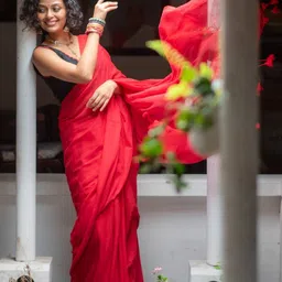 suta Women Semi-Sheer Saree with Edging & Tassels image 4