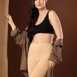 paavki Women City Shorts with Elasticated Waist image 4