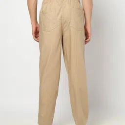 yousta Men Relaxed Fit Flat-Front Pants image 4