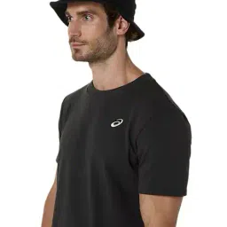 asics Men Bucket Hat image 4