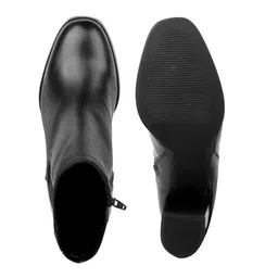 bxxy Women Ankle-Length Boots with Faux leather upper image 4