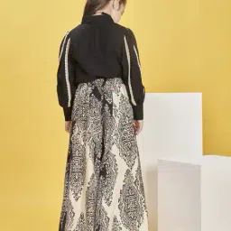 peppermint Girls Printed Pants with Top Set  image 4