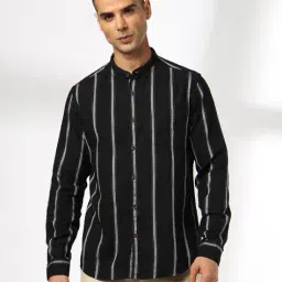 netplay Men Stripes Slim Fit Shirt image 4