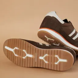 forca by lifestyle Men Colourblock Lace-Up Casual Shoes image 4