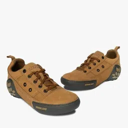 woodland Men Low-Top Lace-Up Shoes image 4