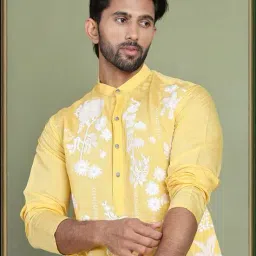 jompers Men Embroidery Long Kurta image 4