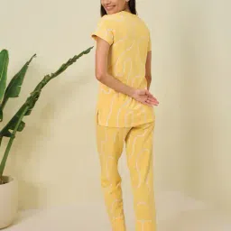 sweet dreams Women Geometric T-Shirt And Pyjamas Set image 4