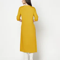 cantabil Floral Print 3/4th Sleeve Kurti image 4