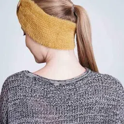 bharatasya Women Embellished Cap image 4