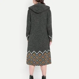 hautemoda Women Printed Front-Open Hooded Shrug image 4