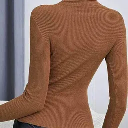 buda jeans co Women Pack of 2 Ribbed Turtleneck Pullovers image 4