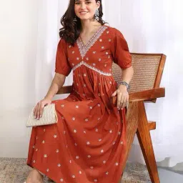 bikasaab Women Embroidered Flared Kurta image 4