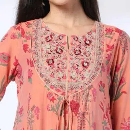 avaasa mix n' match Women Floral Print Flared Kurta image 4