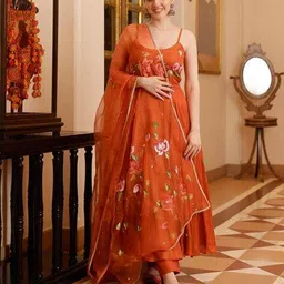 jkanji Women Floral Print Flared Kurta Suit Set image 4