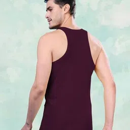 trudam Men Round-Neck Sleeveless Vest image 4