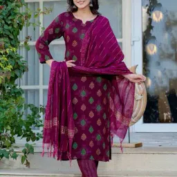 aradhna WomenPaisley Straight Kurta Set image 4