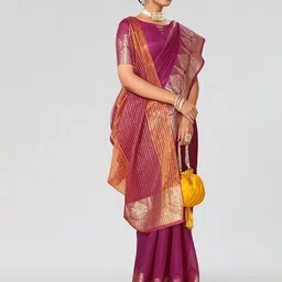 avanshee Banarasi Saree with Contrast Zari Border image 4