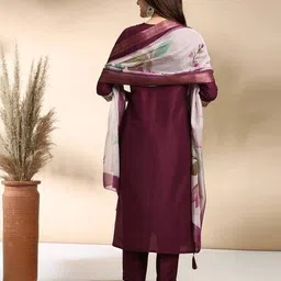 texstile Women Embroidered Straight Kurta Suit Set  image 4