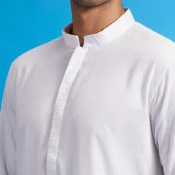 diwas by manyavar Men Regular Fit Kurta with Mandarin Collar image 4