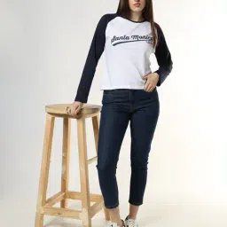 buda jeans co Women Typographic Print Fitted Crew-Neck T-Shirt image 4