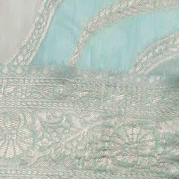 mohey Women Striped Saree with Contrast Border image 5