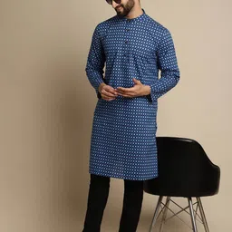 even Geometric Print Kurta with Patch Pocket image 5